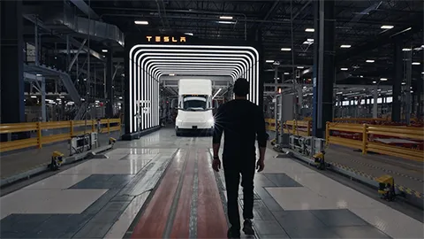 Tesla Semi: Serienproduktion startet in Fabrik für 50.000 Lkw